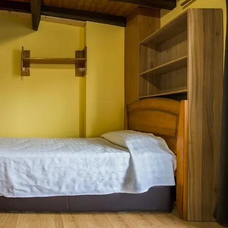 Apartment Cerca Del Puerto Deportivo Y De La Playa *